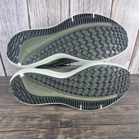 Nike Air Zoom Winflo 9 Athletic Shoes Men\'s Sz 8 Sequoia Green Glacier Blue VGC main image 8